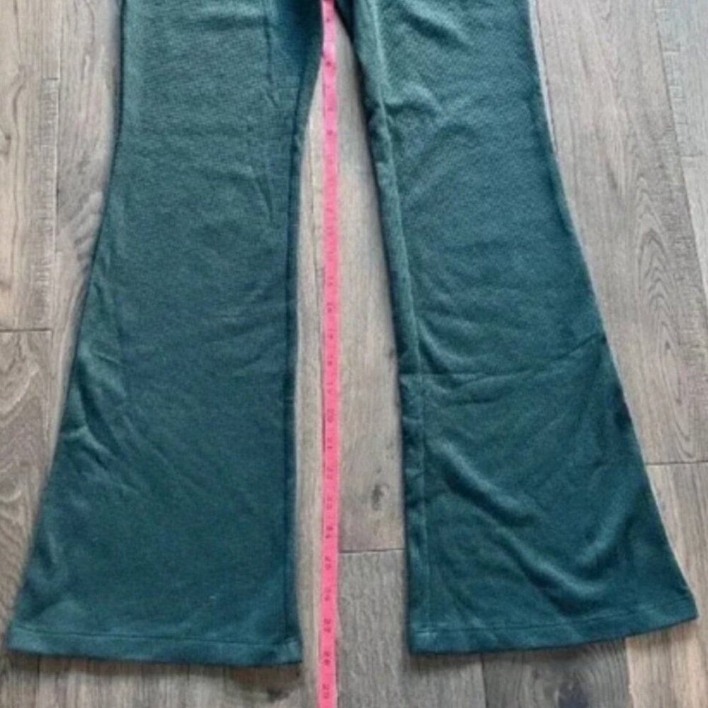 Aritzia Sunday Best Dark Green Baby Waffle Flare Lounge Pants, new without tags - Picture 6 of 7
